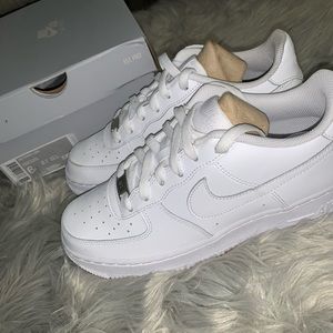 NIKE AIR FORCE 1 (GS)